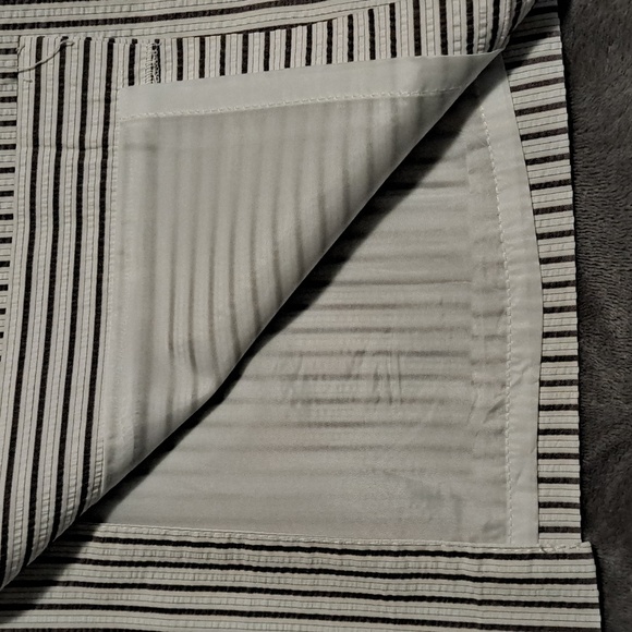 NWT Jessica Striped Knee-Length Straight Skirt with Pockets Size 4 White/Gray - Picture 9 of 9